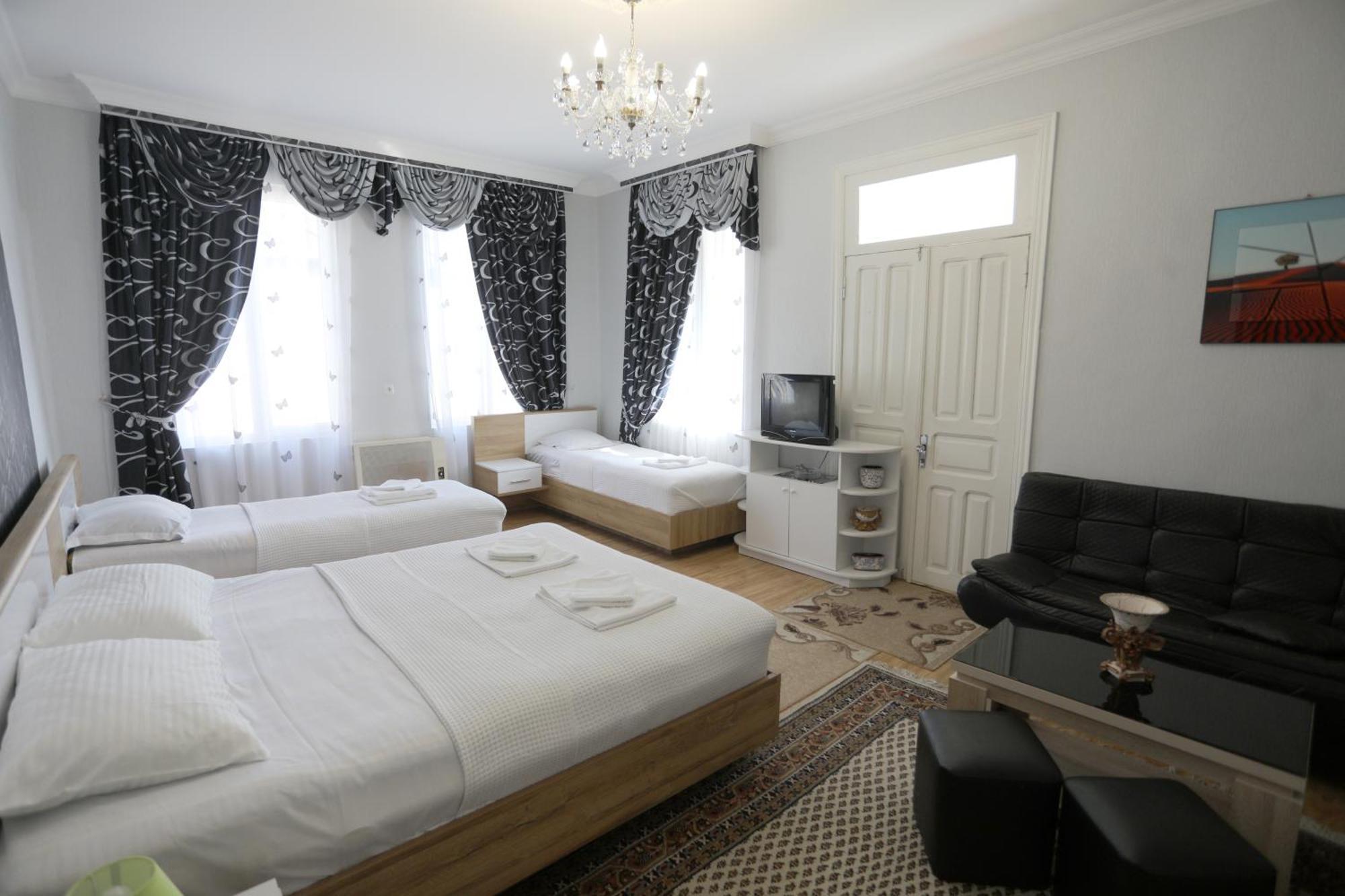 Aparthotel Rioni Kutaisi Exterior photo